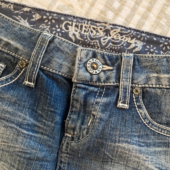Vintage Guess Denim Jean Mini Skirt Sz 24 - Picture 3 of 10